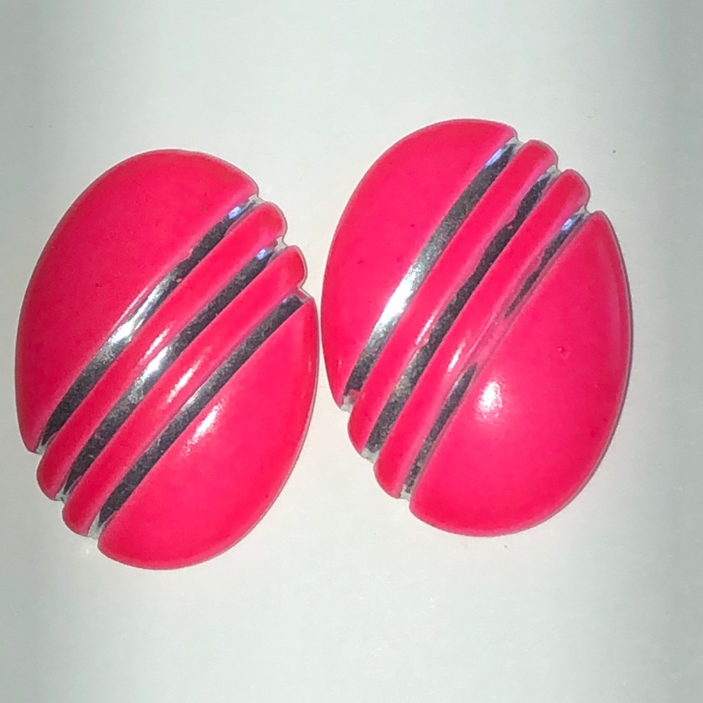 Vintage Hot Pink Oval Earrings with Silver Tone Accents